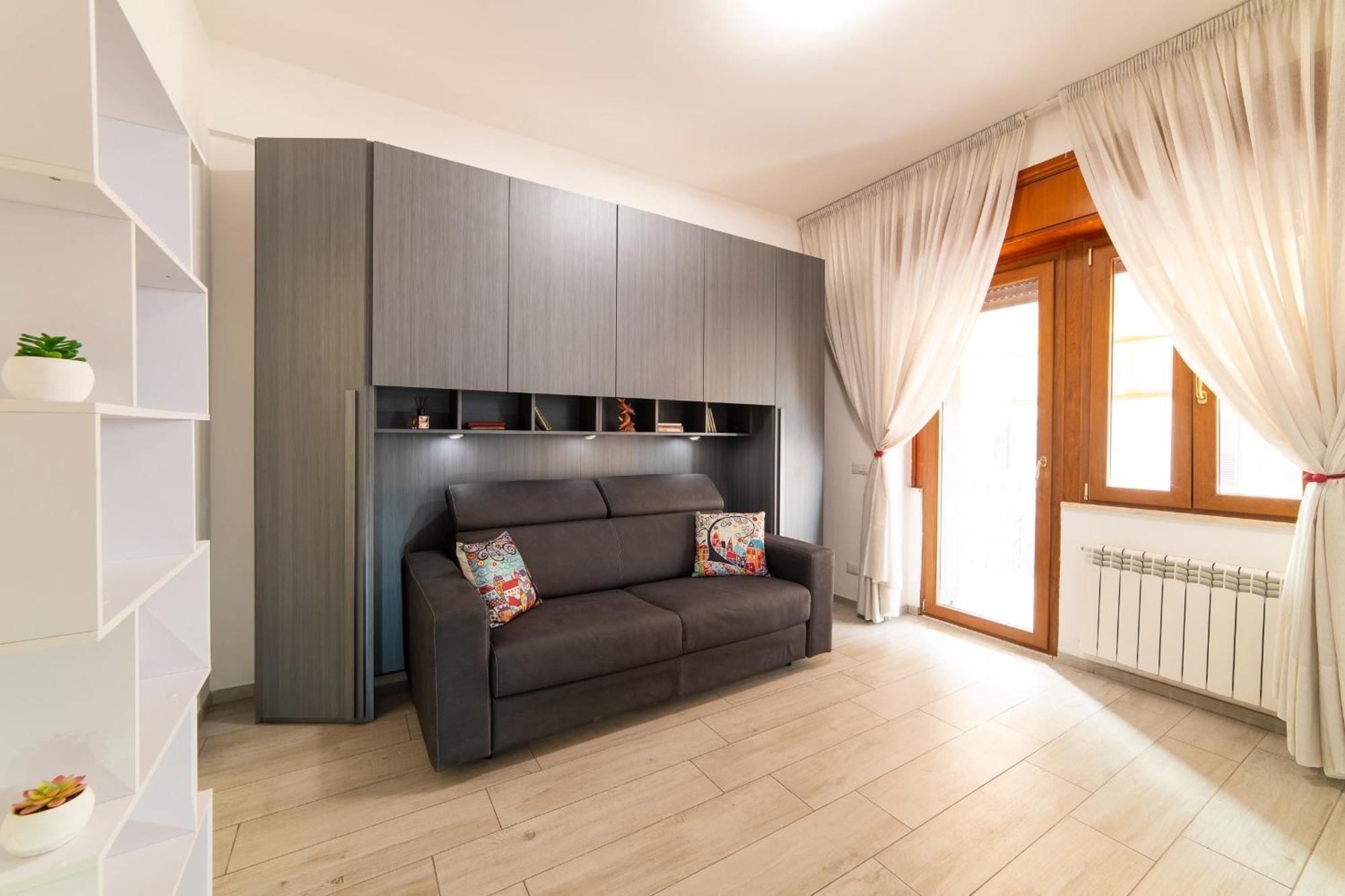 Smart Home - Trilocale Con Parcheggio Privato Rome Exterior photo